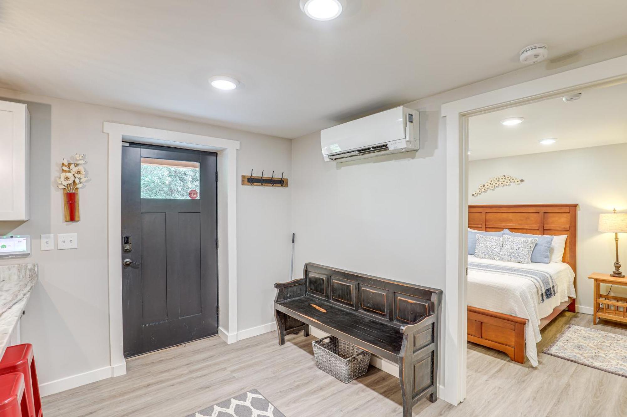 Modern Weaverville Apartment - Walk To Downtown! Екстериор снимка