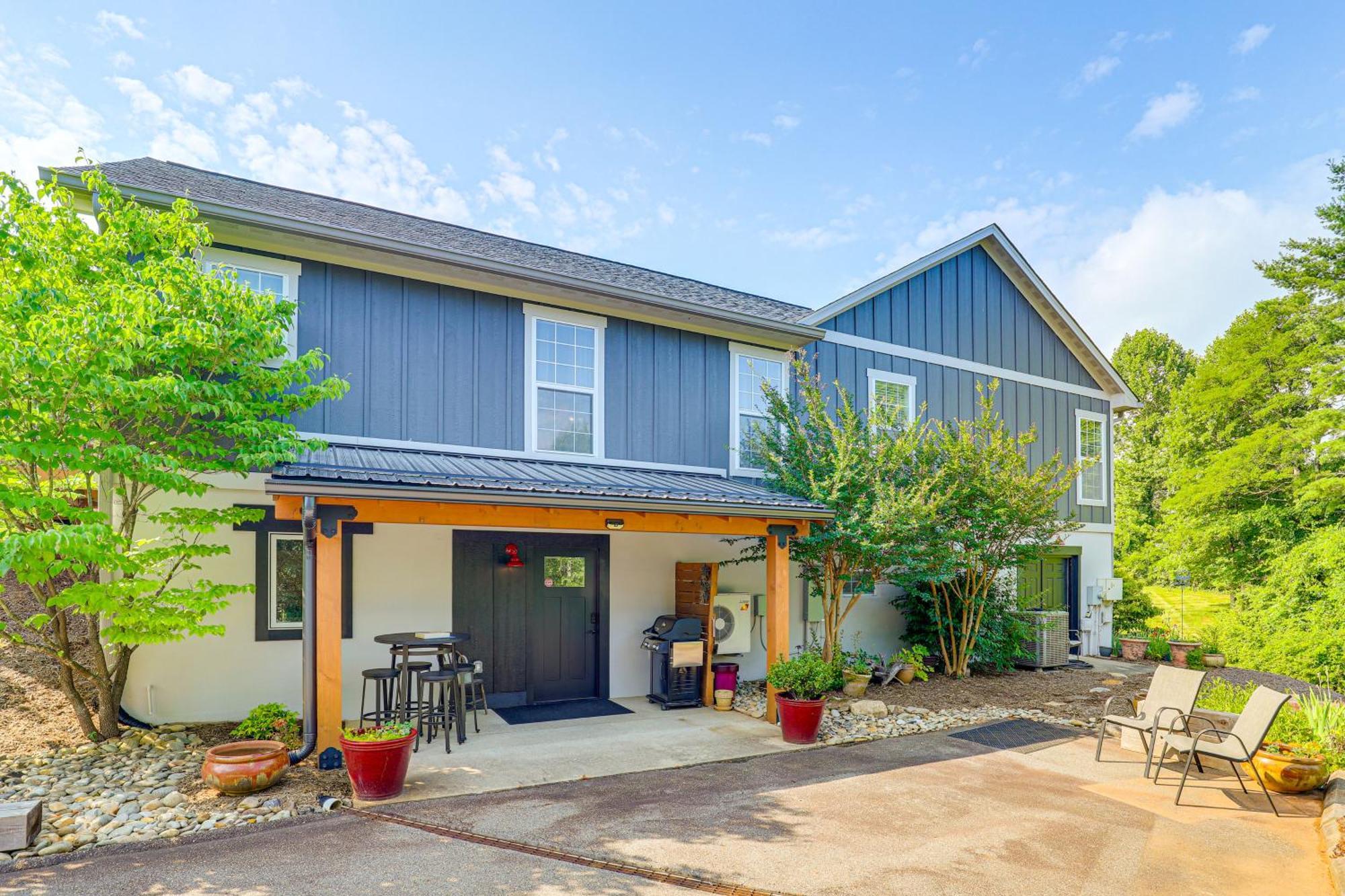 Modern Weaverville Apartment - Walk To Downtown! Екстериор снимка