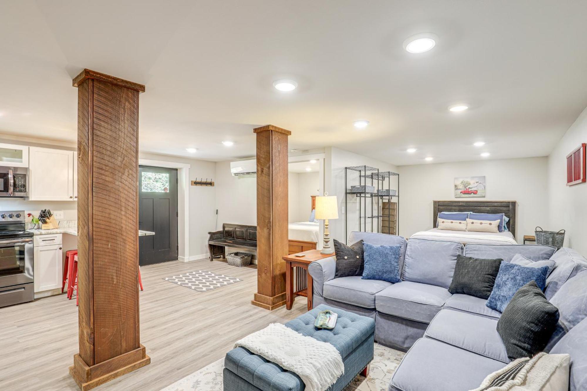 Modern Weaverville Apartment - Walk To Downtown! Екстериор снимка